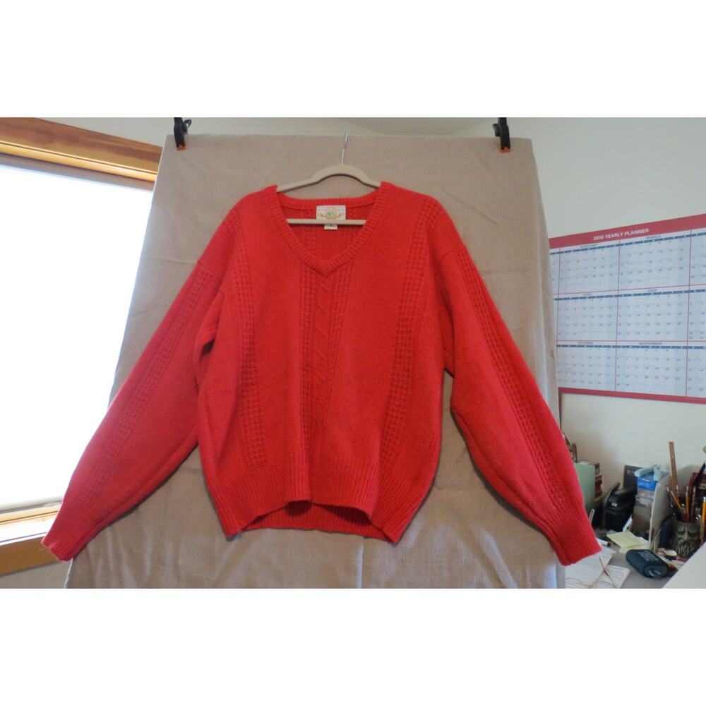 Vintage Reputable Clothing Nevada Gold Red Cable Knit Wool Sweater M